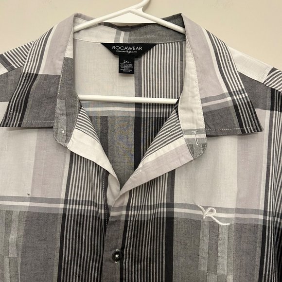 Rocawear Men Button Up Shirt Stripped Long Sleeve Plaid Dressy - Picture 4 of 12